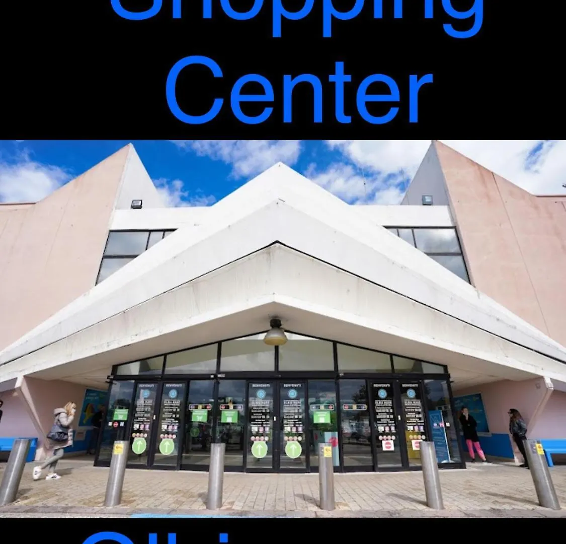 Airport25Minwalk-Bigpoolopentill15Septemberlive-Late-Checkin-Free-From 7-Till9Pm-After 9Pm Extracharge-Topay-Included-Economic-Shuttle-Late Check Out-Assistance To-Rentcar&Save Money During Journey 5Minbywalktoccenter2Mbywalktotouristicport5Minbywalk Olbia